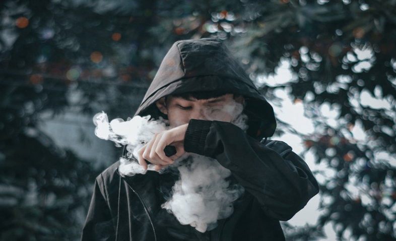 WHAT YOU NEED TO KNOW ABOUT E-CIGARETTES